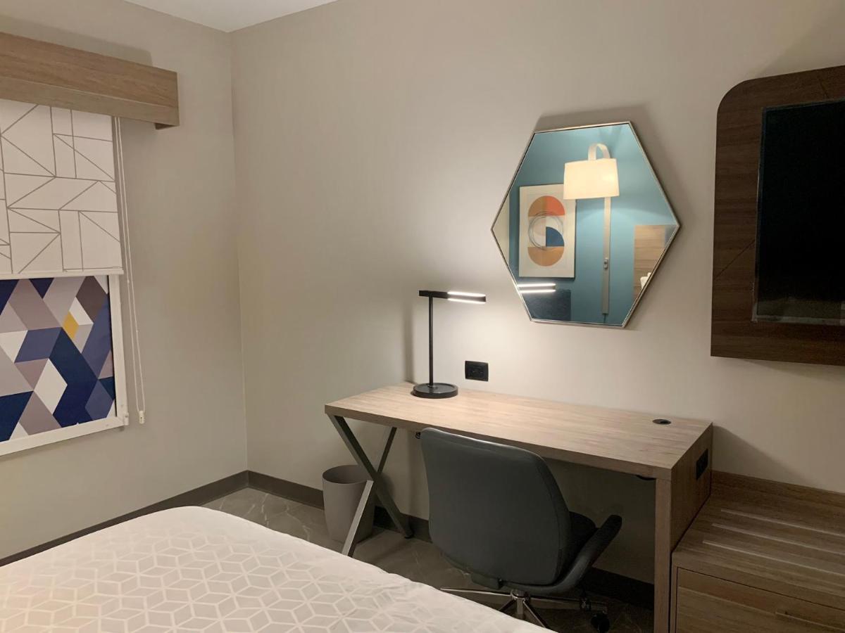 Holiday Inn Express - Guadalajara Vallarta Poniente By Ihg サポパン エクステリア 写真