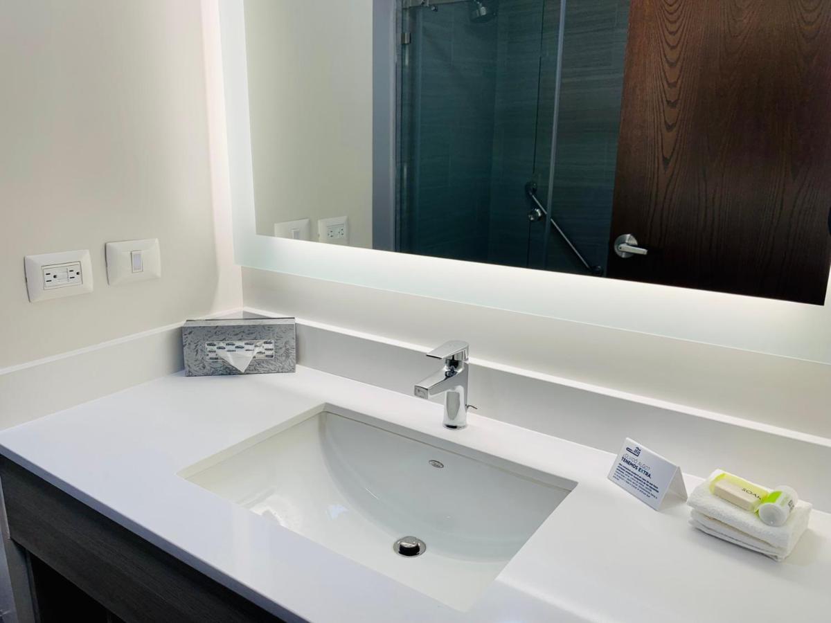 Holiday Inn Express - Guadalajara Vallarta Poniente By Ihg サポパン エクステリア 写真