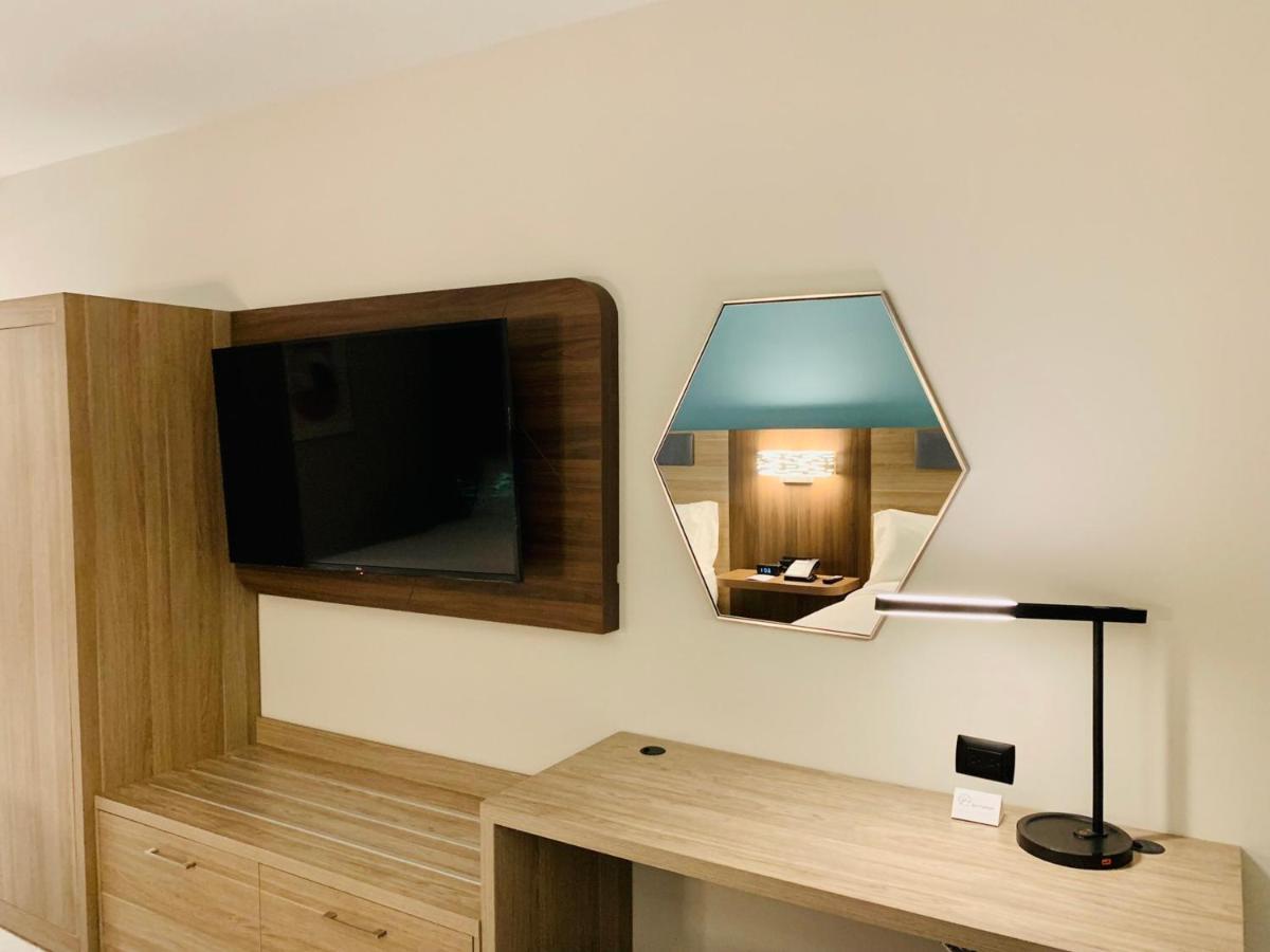 Holiday Inn Express - Guadalajara Vallarta Poniente By Ihg サポパン エクステリア 写真
